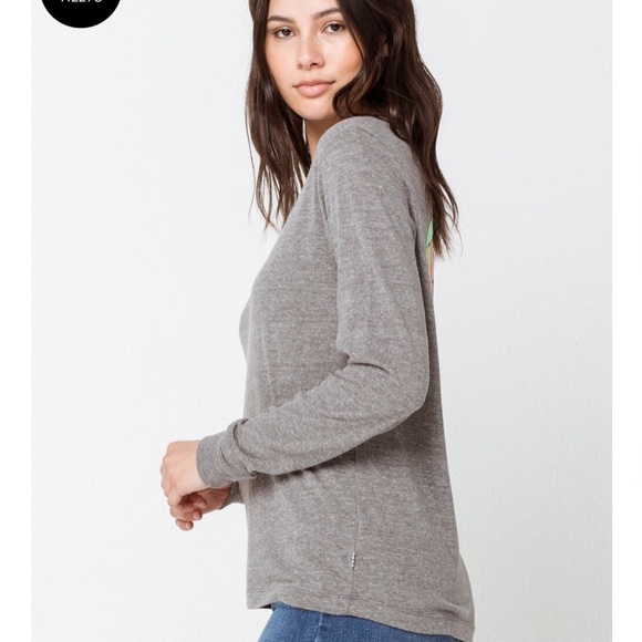 NWT Vans Ovaloid Women’s Boyfriend Tee - Picture 4 of 6